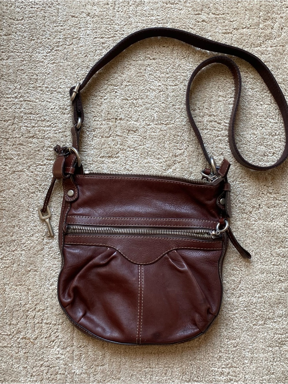 Fossil Dark Brown Leather Crossbody Bag with Front Zip Pocket